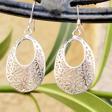 Load image into Gallery viewer, Oval Filigree Silver Dangle Earrings