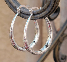 Load image into Gallery viewer, Silver Notched Hoop Earrings