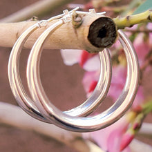 Load image into Gallery viewer, Classic Sterling Silver Hoop Earrings